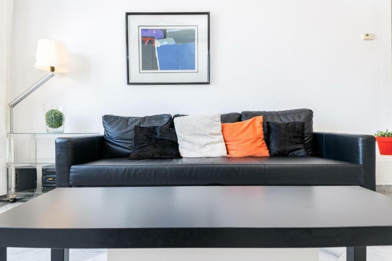 Lovely Suite With River Views And Parking Málaga Exteriör bild